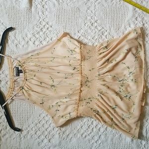 Express peach floral size small sleeveless blouse